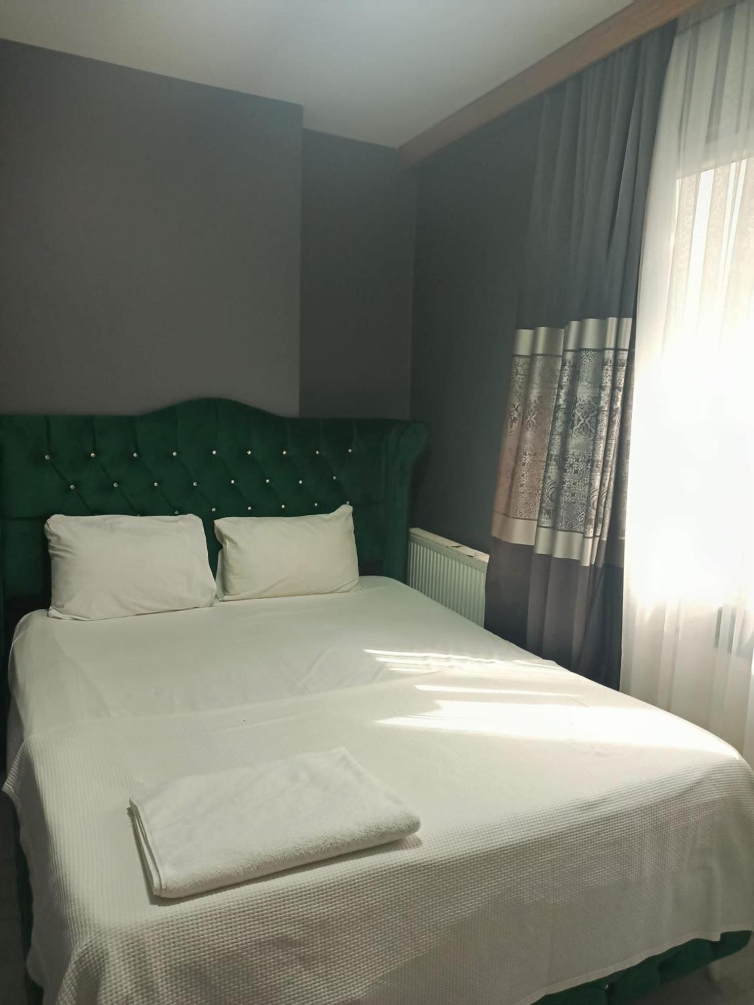 Standard Single Room,1623156640:JPEG