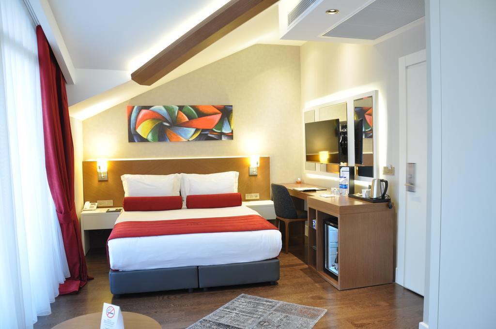 Quarto Duplo Superior com Varanda
