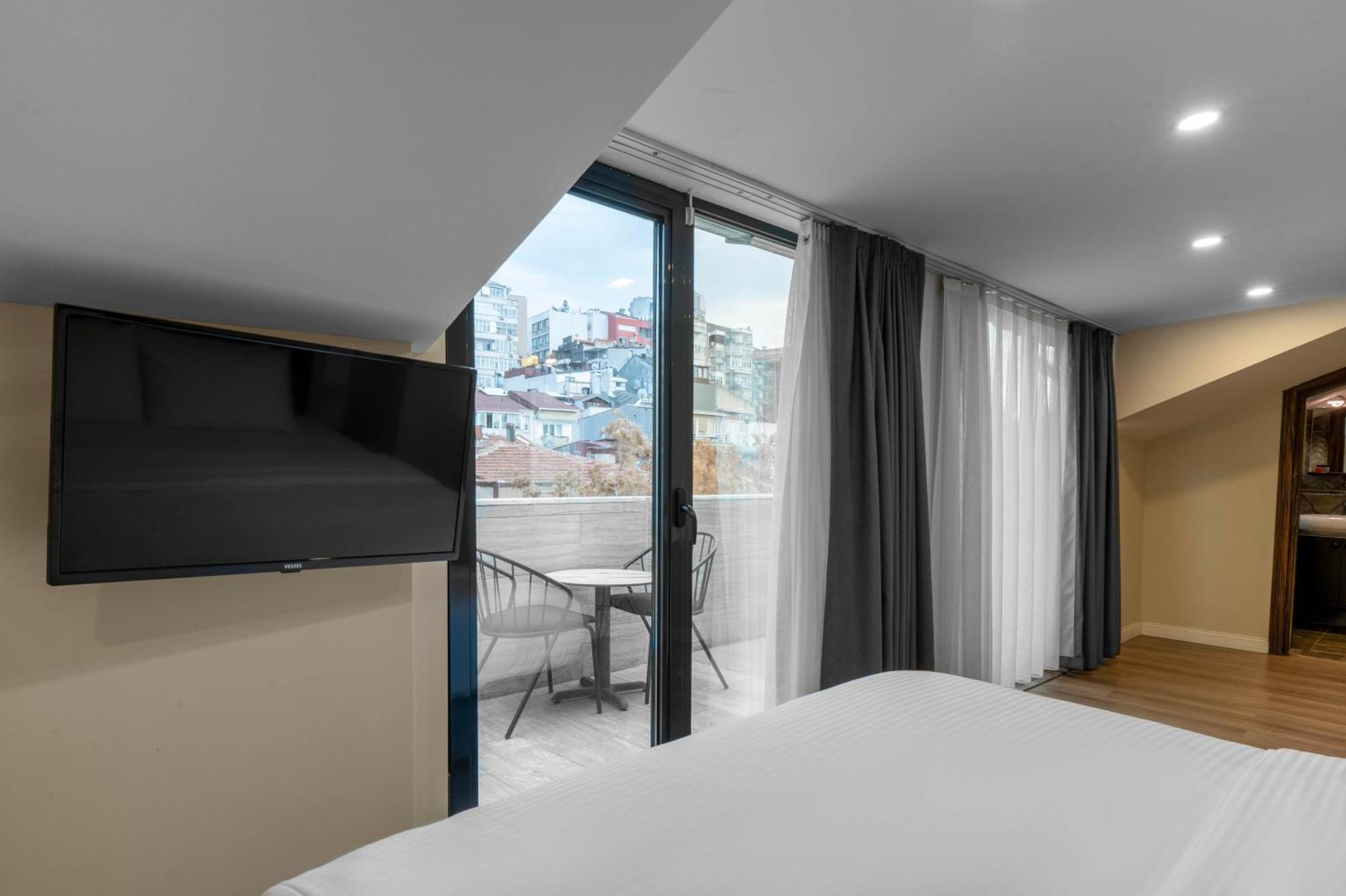 Double Room Terrace,1627268387:JPEG