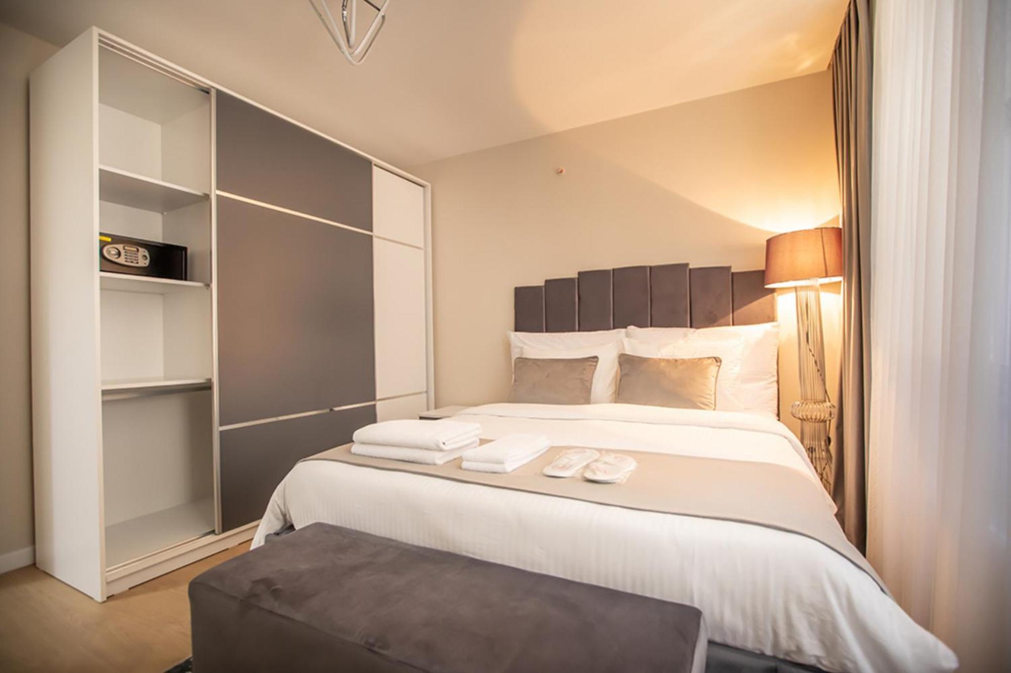 Executive Serviced Apartments with One King and Two Single Beds