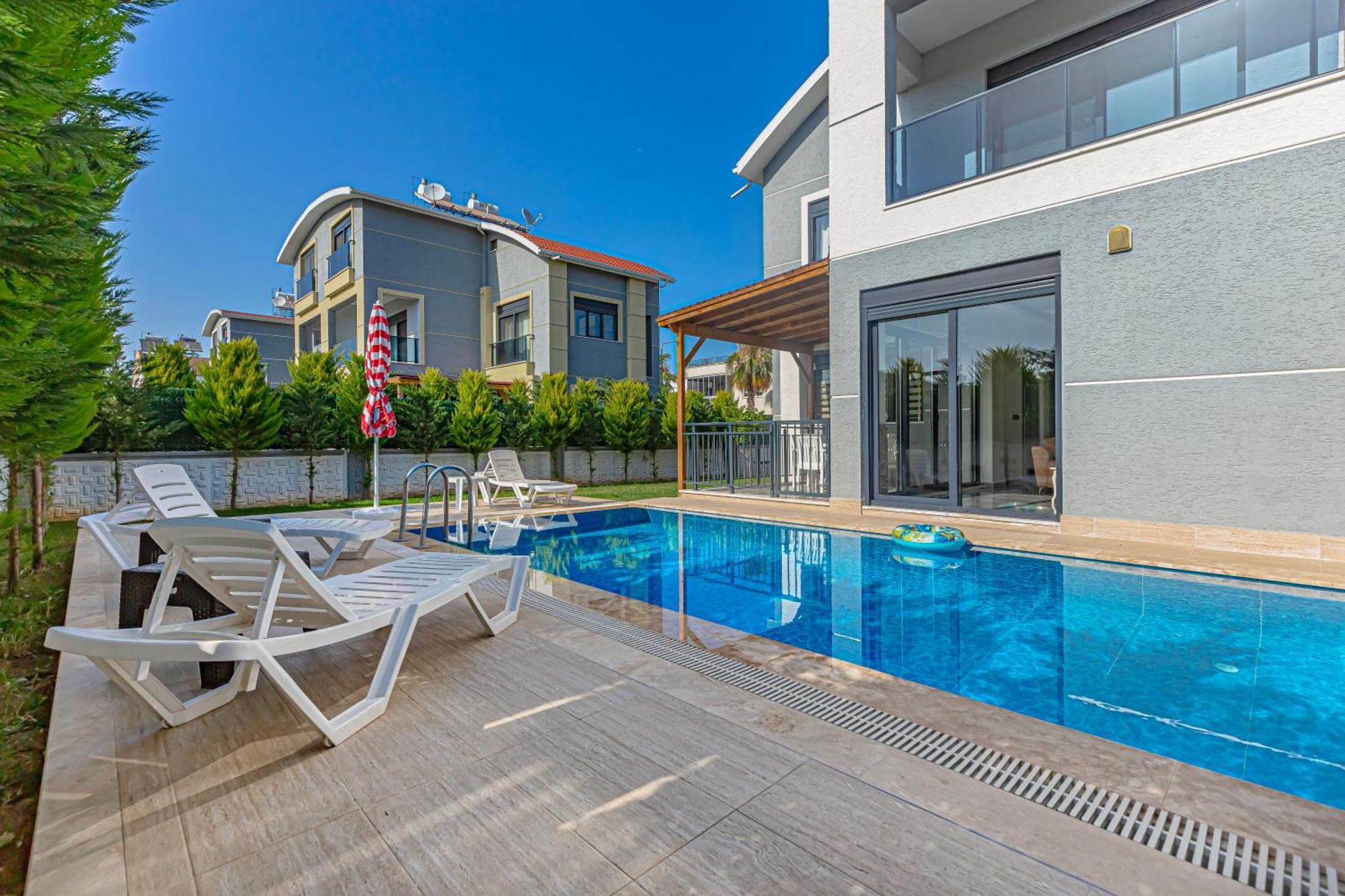 Deluxe Villa