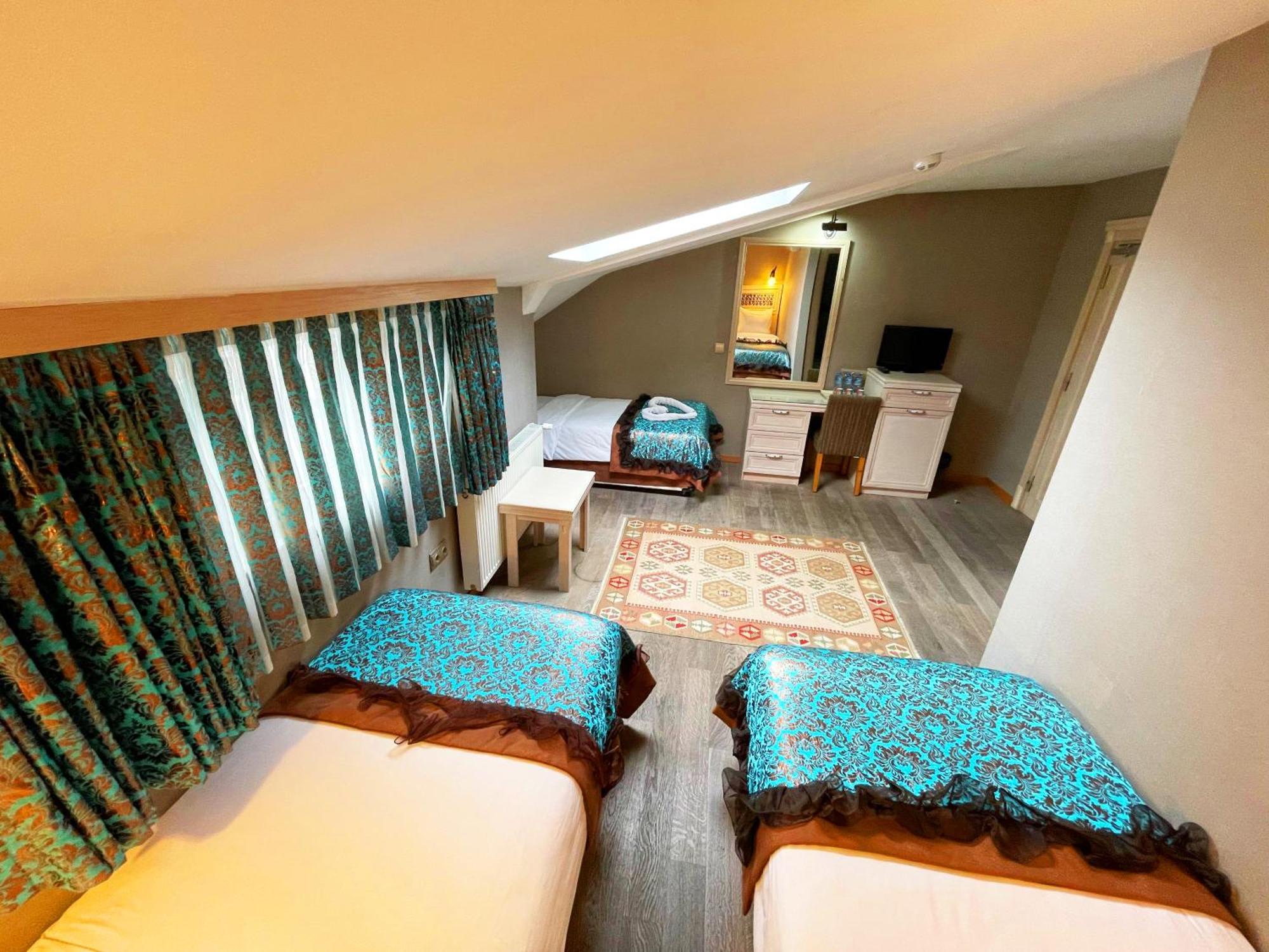 Standard Triple Room,1645013125:JPEG