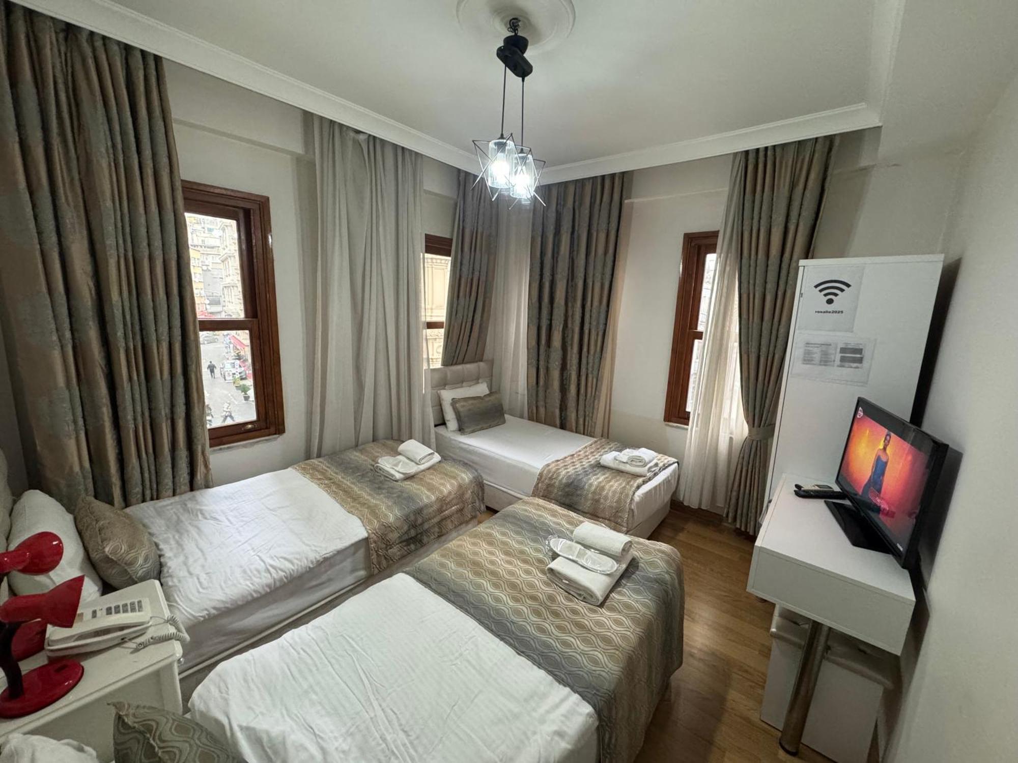 Standard Triple Room,1645032098:JPEG