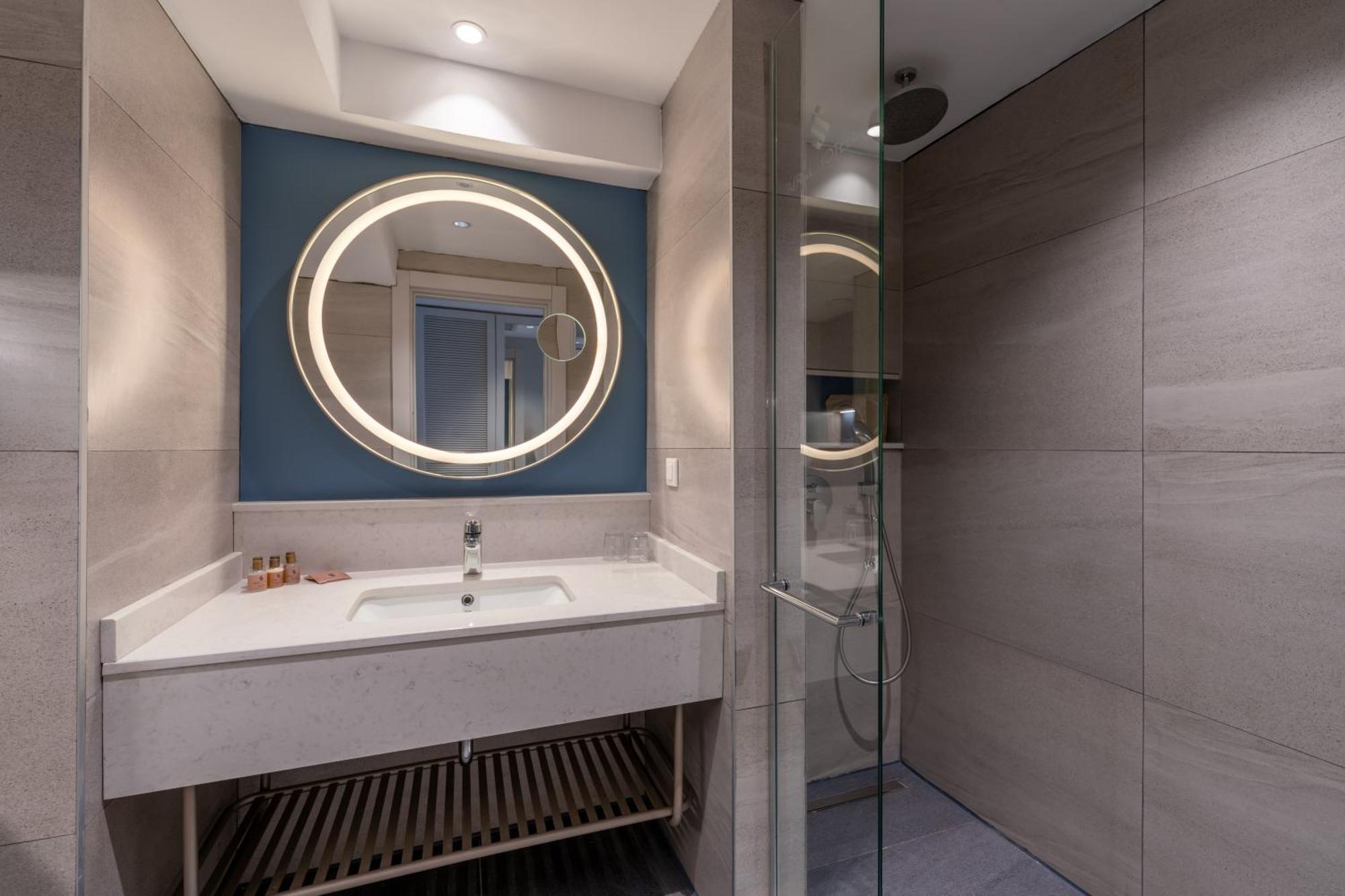 Suite with Private Pool