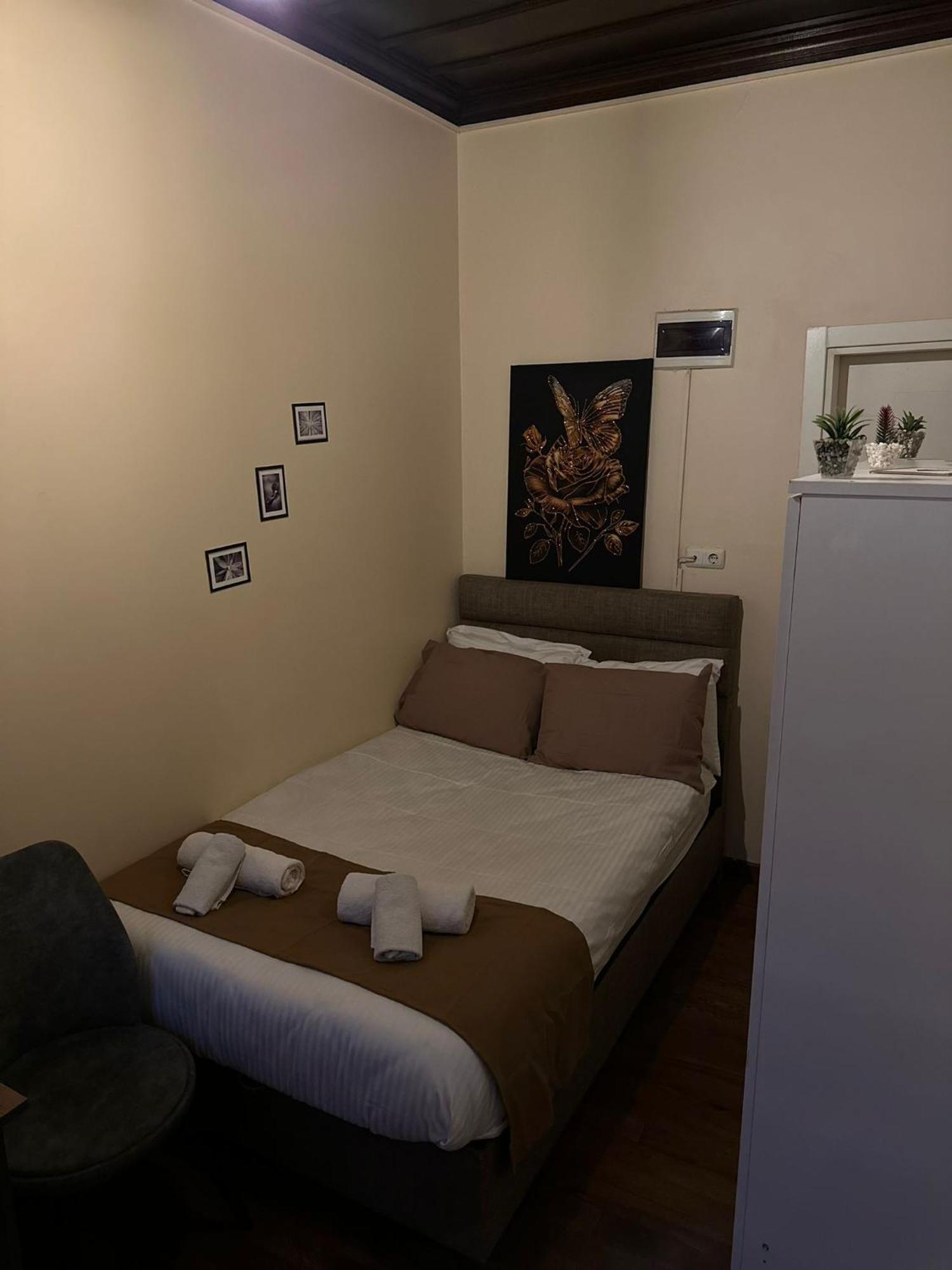 Large Double Room,1651801315:JPEG