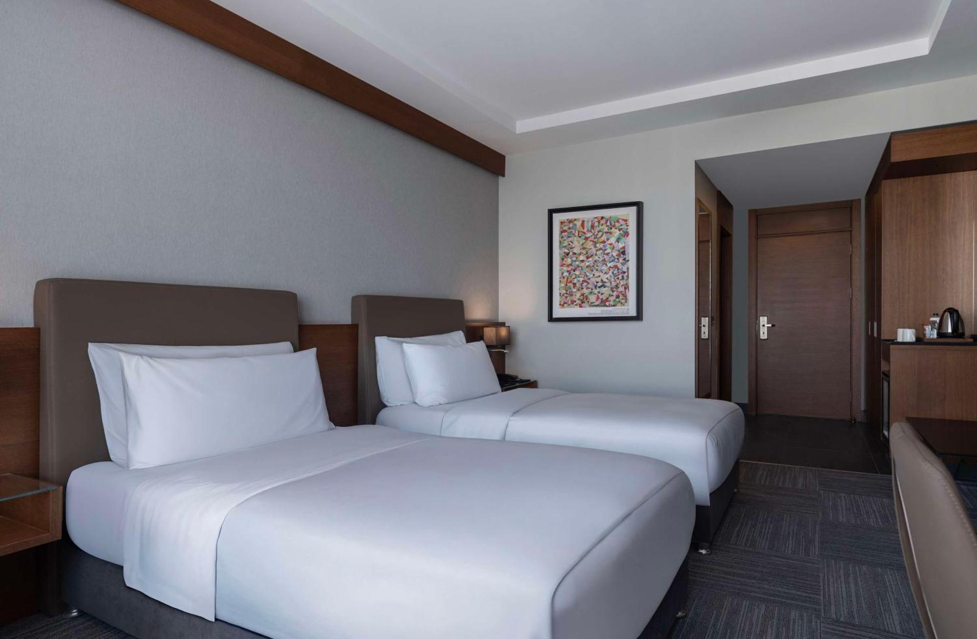 Standard Room,1654301753:JPEG