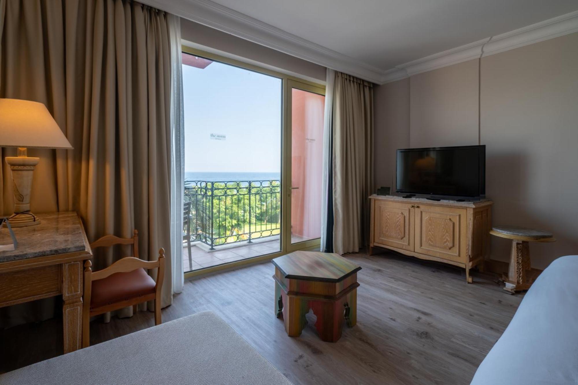 Standard Double or Twin Room with Side Sea View