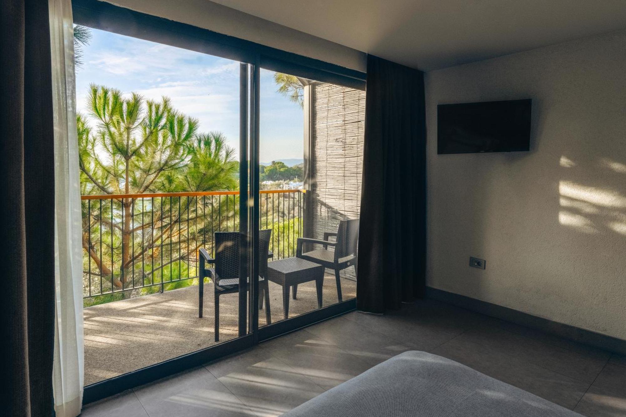 Superior Triple Room Sea View