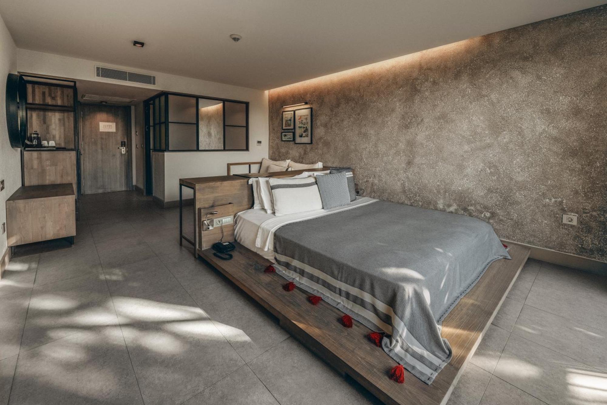 Superior Triple Room Sea View