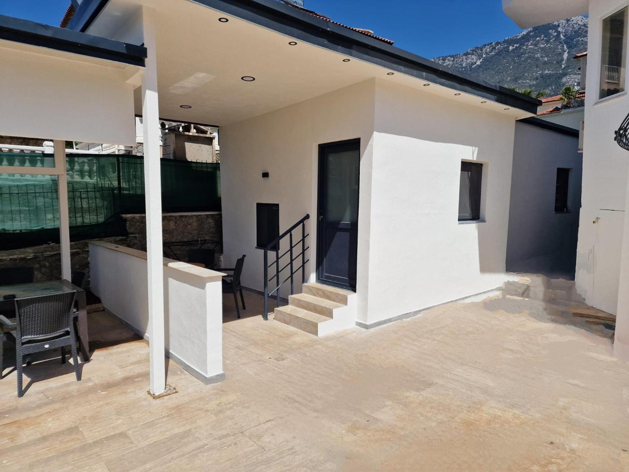 One-Bedroom Bungalow