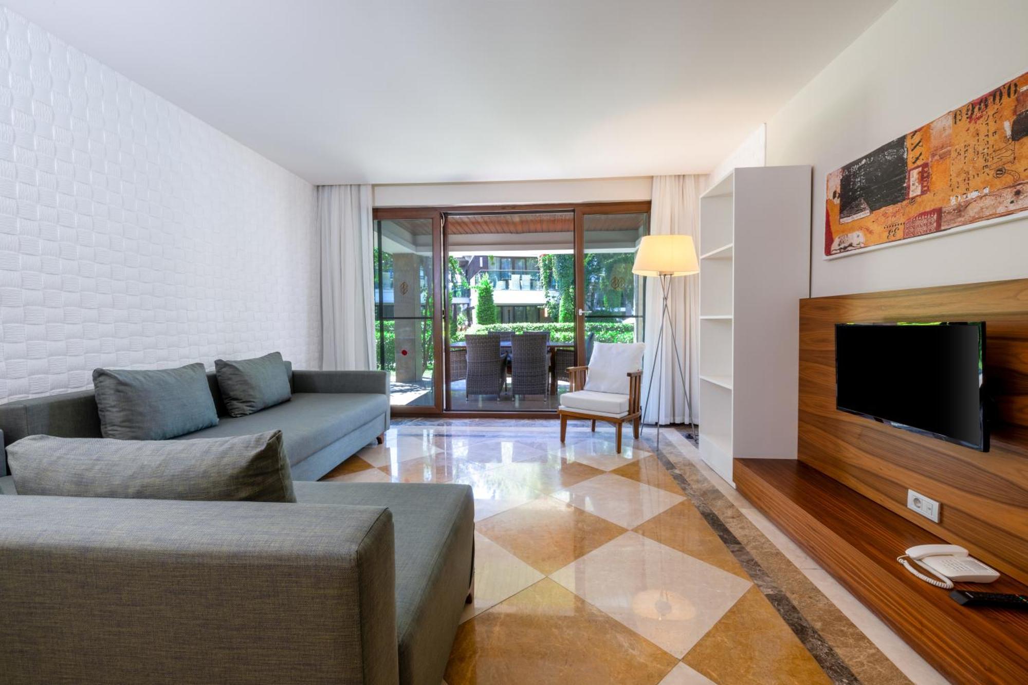 Lagoon Family Suite with 1 Bathroom