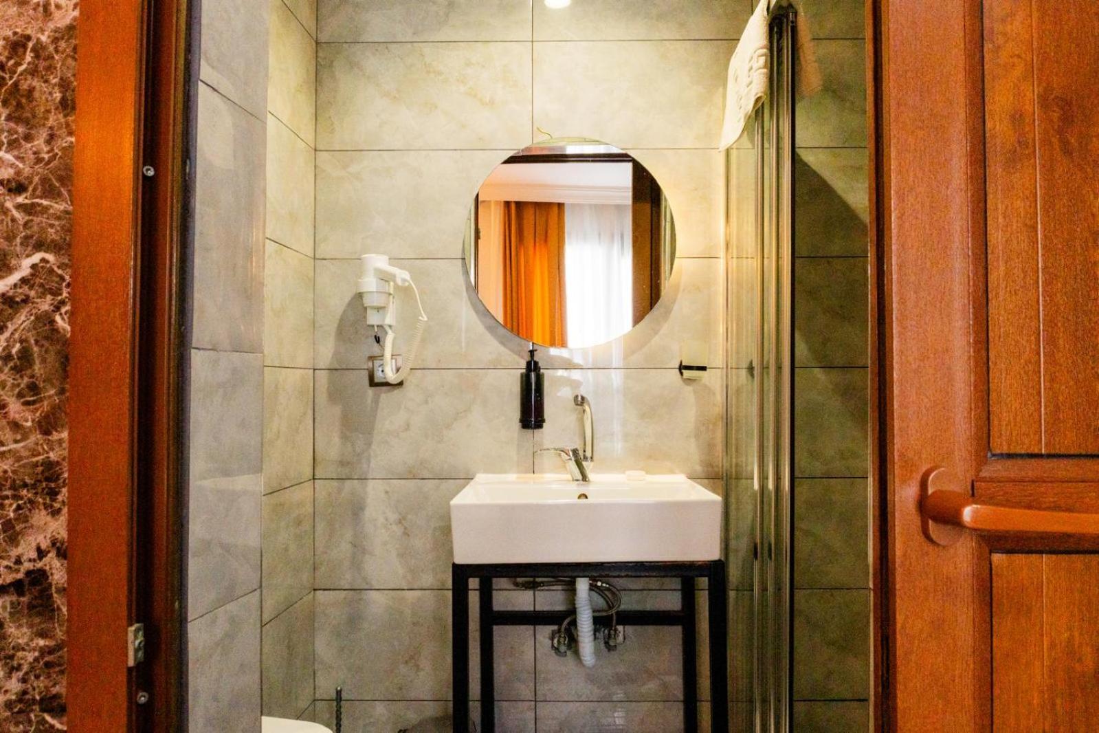 Quarto Deluxe com 2 Camas de Solteiro