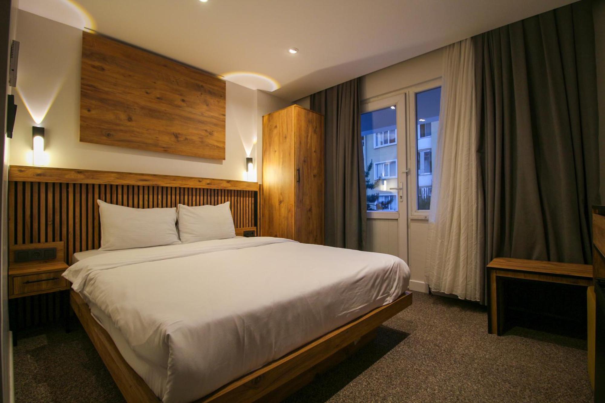 Double Room Balcony,1669970270:JPEG
