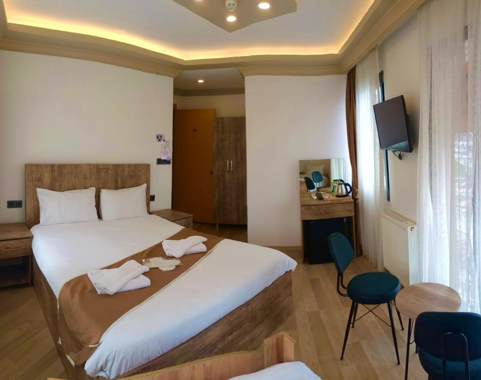 Standard Double Room,1671960892:JPEG