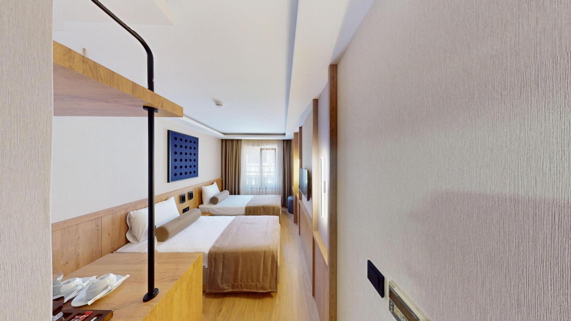 Quarto Superior com Cama de Casal ou 2 de Solteiro