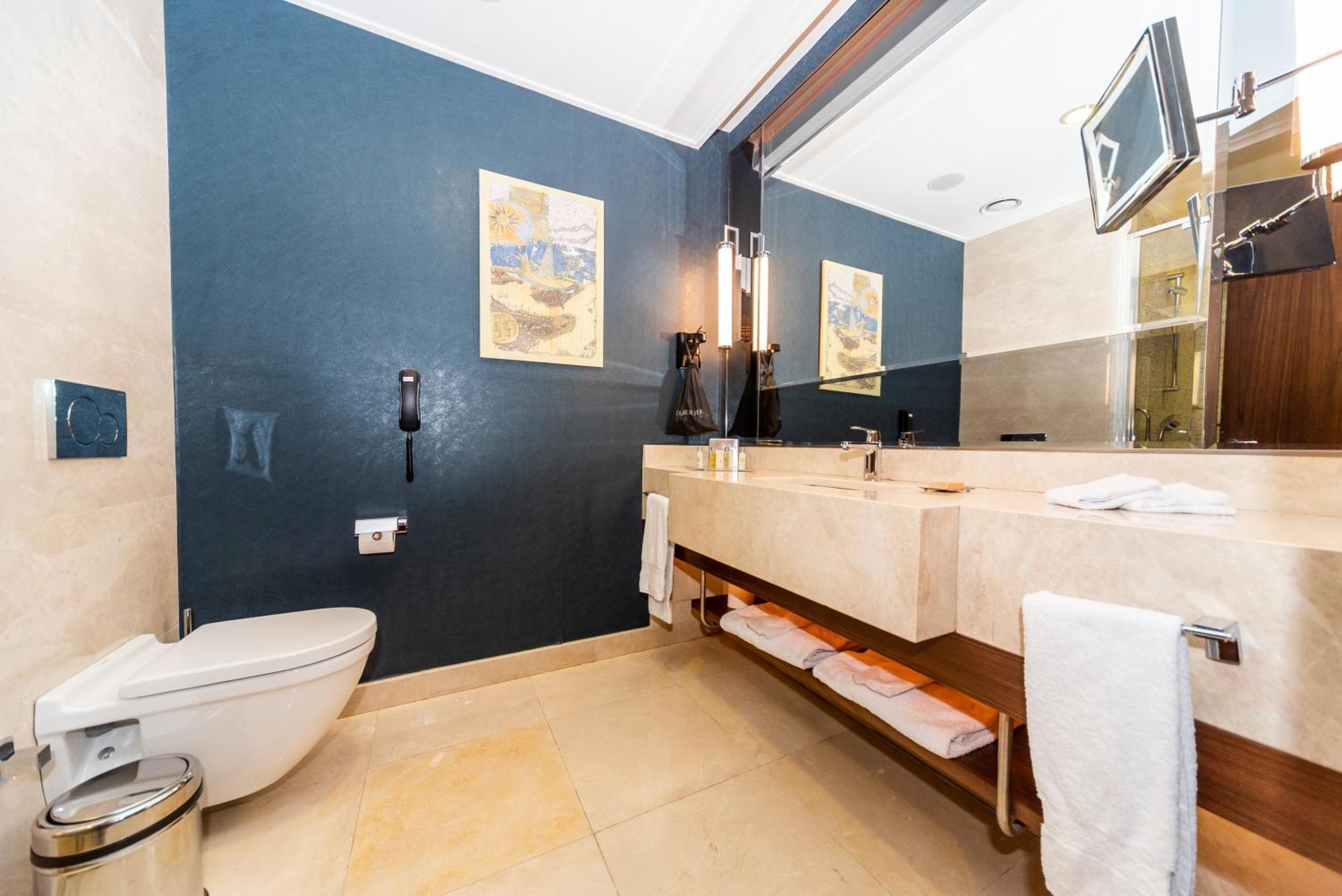 Quarto Família Deluxe com Vista do Mar