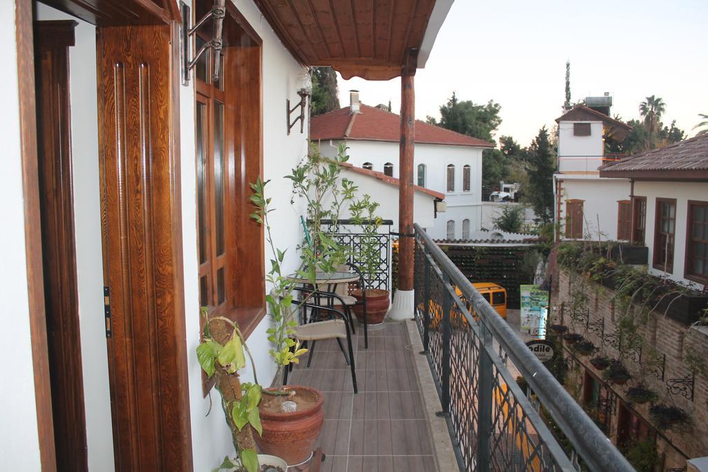 Chambre Double - Vue Partielle sur Mer.