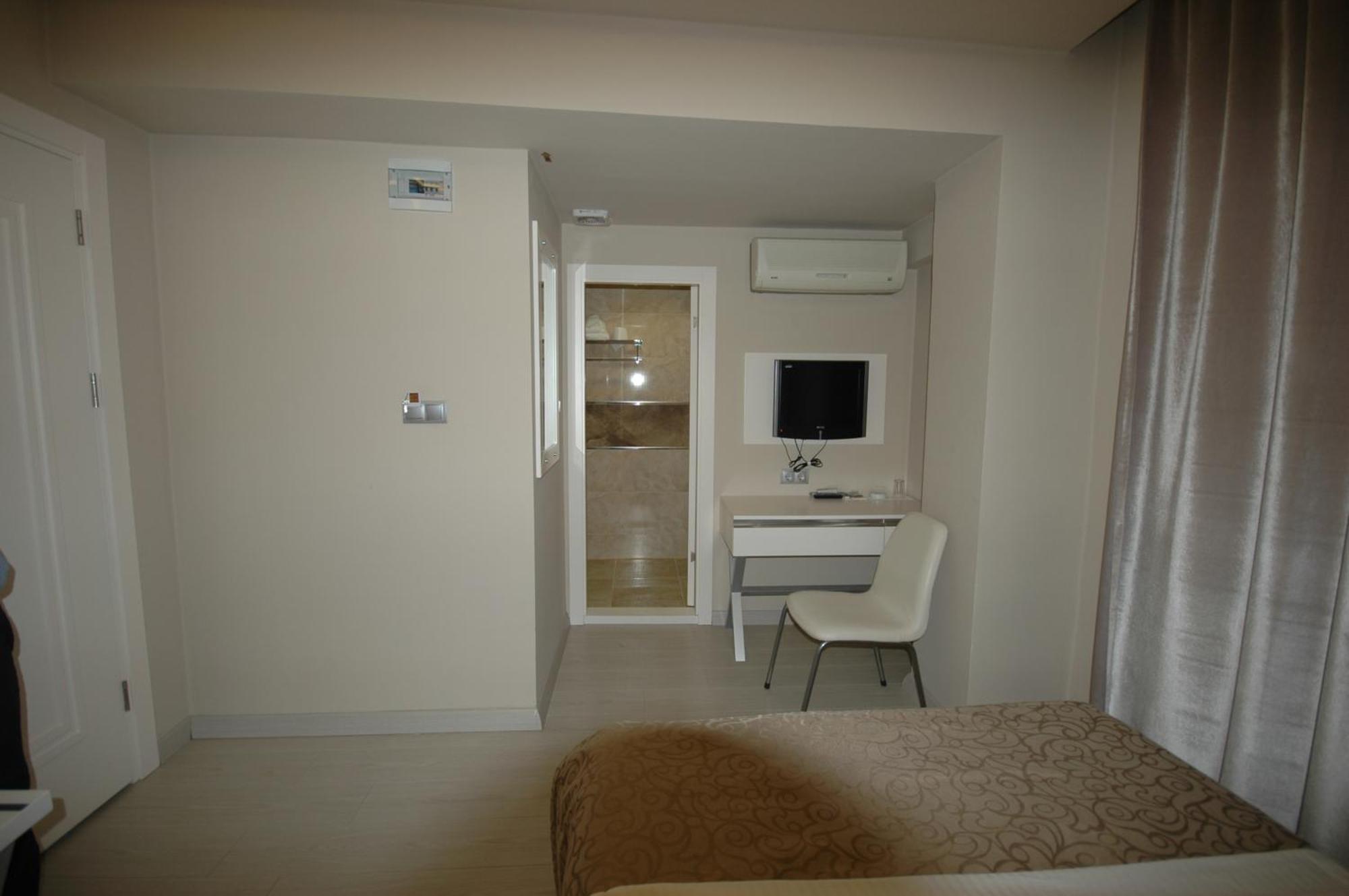 Standard Single Room,1697081882:JPEG