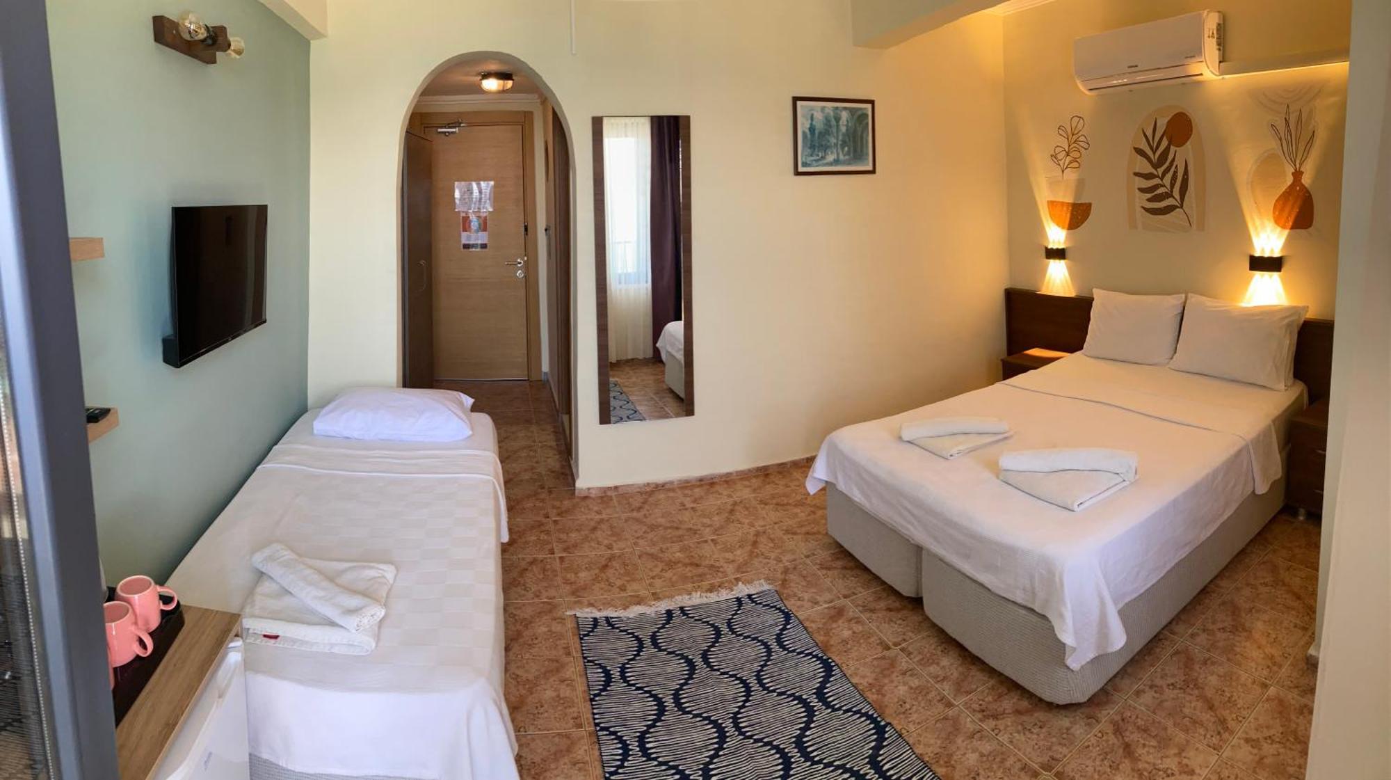 Triple Room