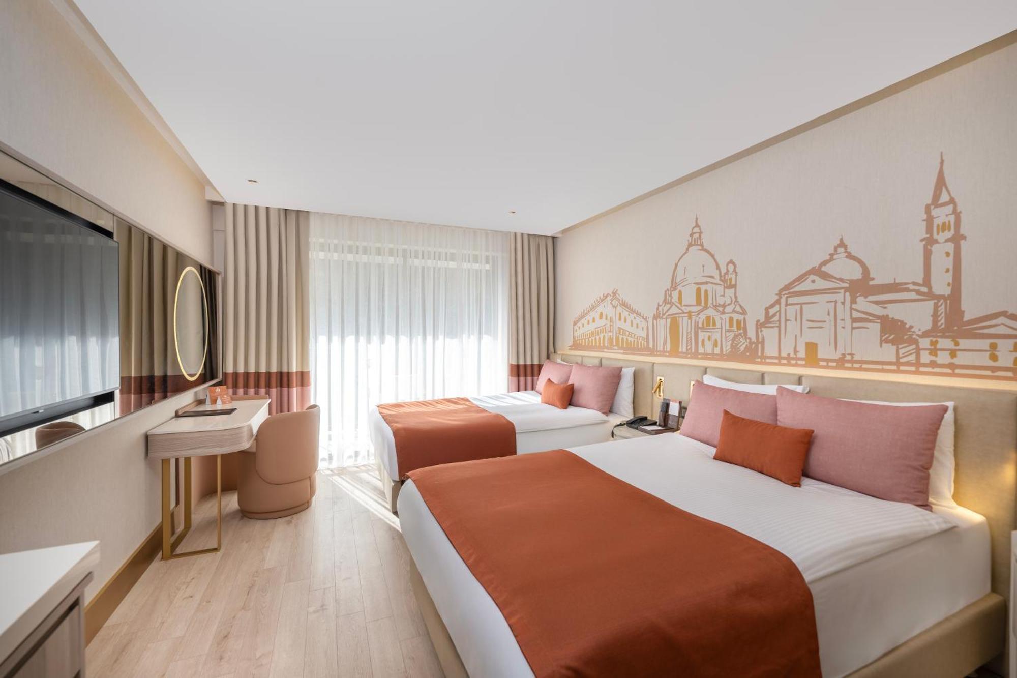 Deluxe Room with Land View