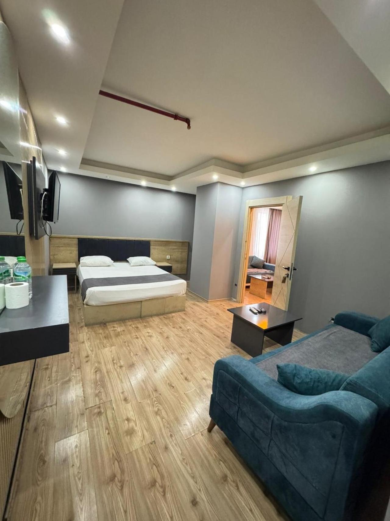 Duplex Quadruple Room