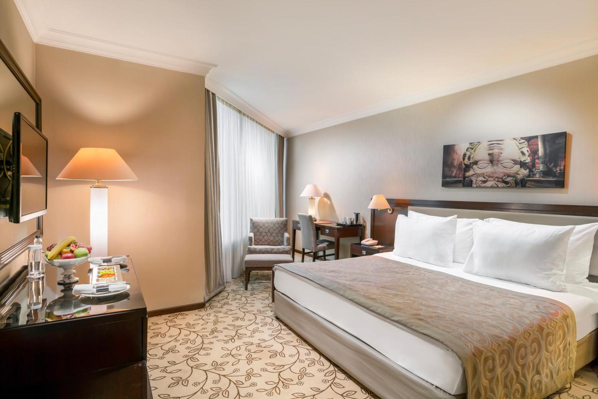 Executive King Room,1710234498:JPEG