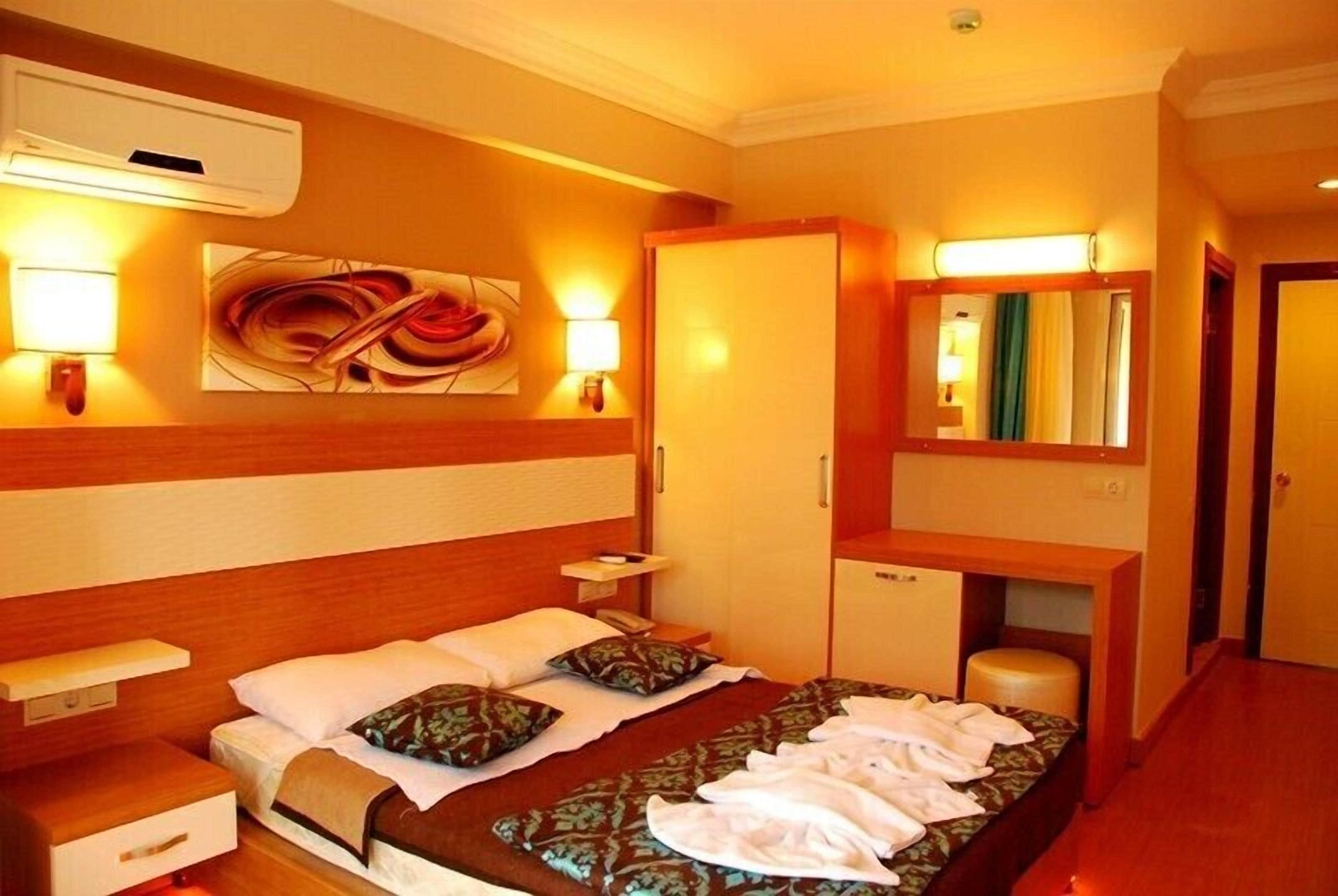Double or Twin Room,1020401548:JPEG