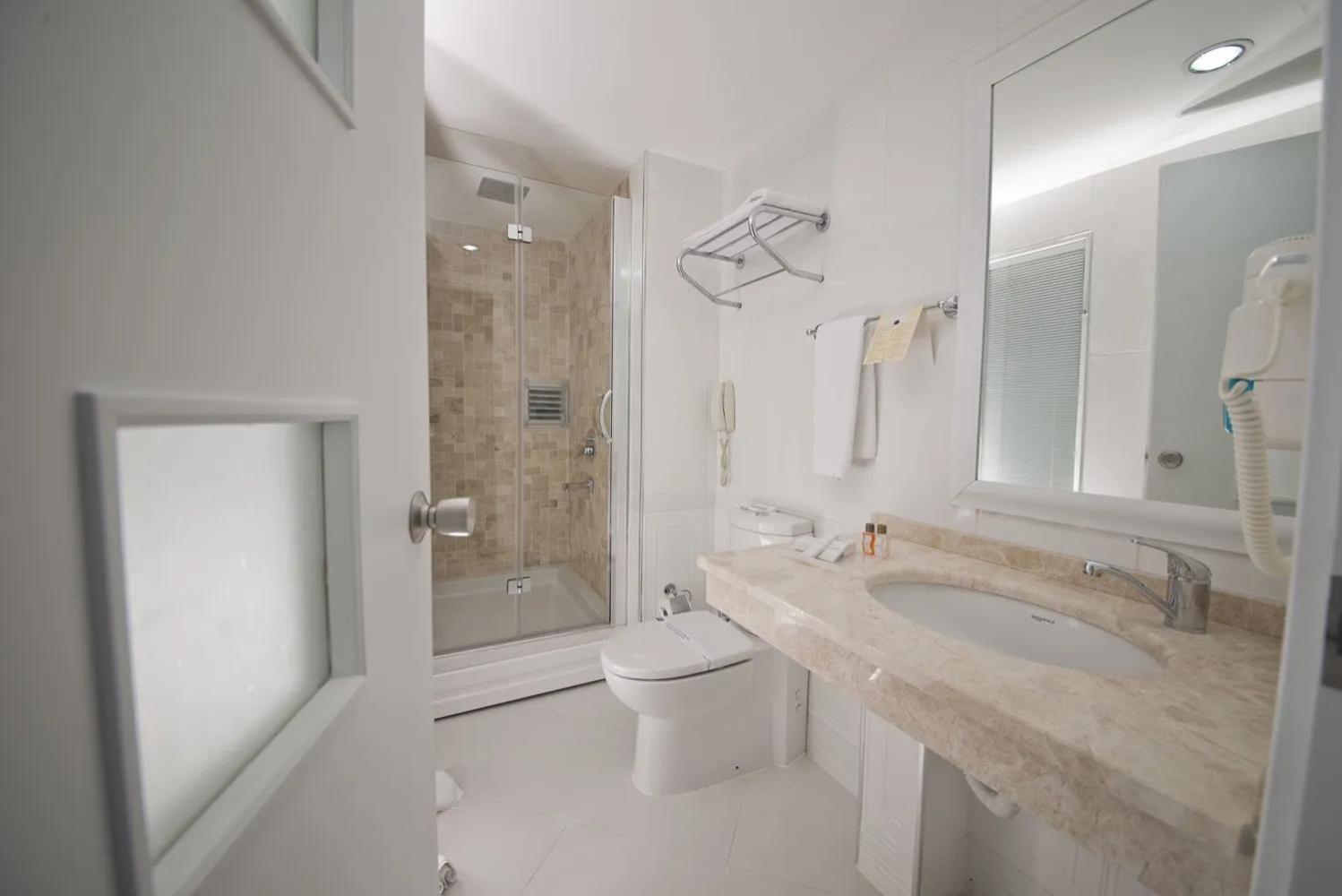 Standard Double or Twin Room with Sea View,1739411144:JPEG