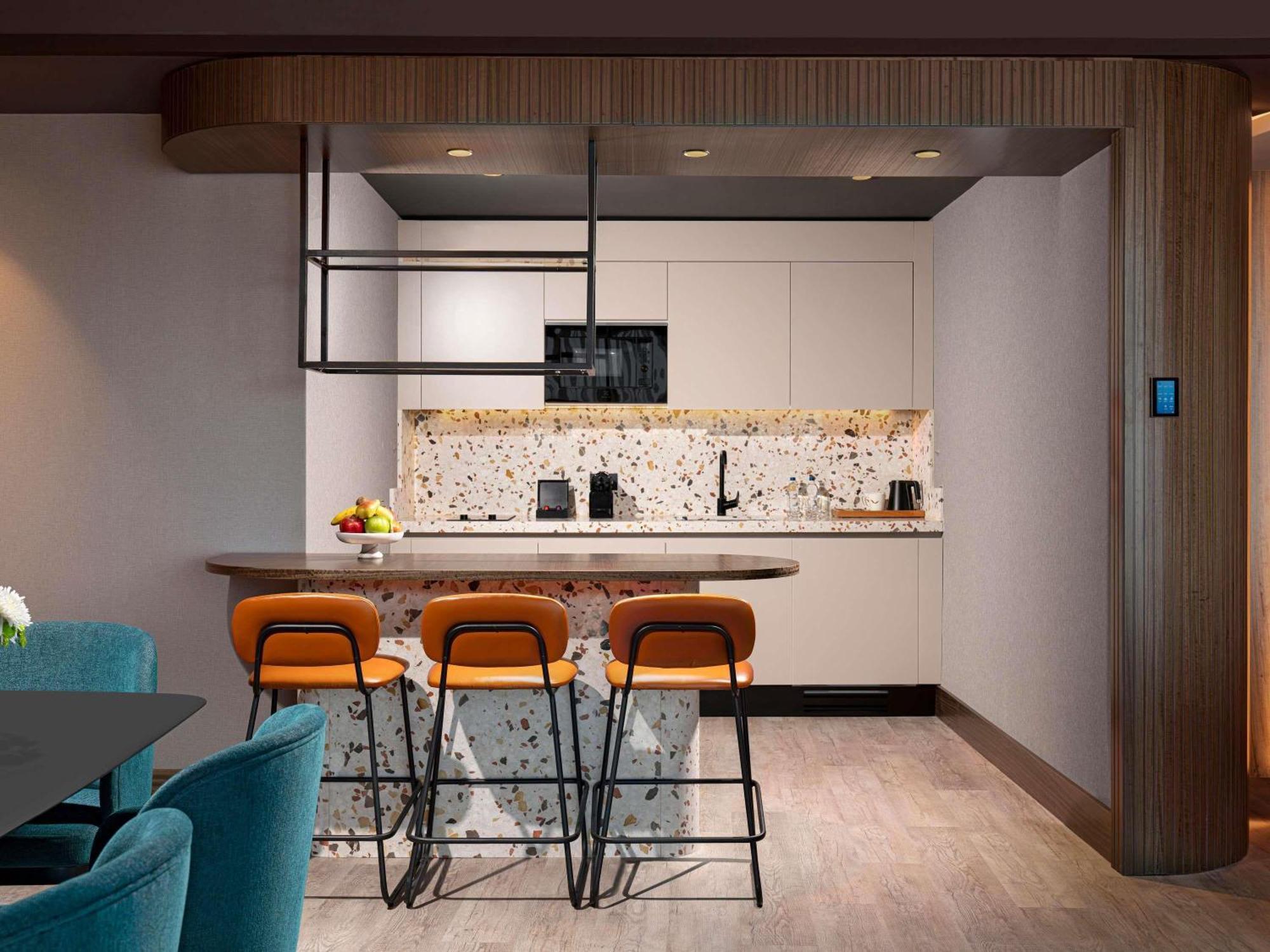 Executive Two-Room Apartment,1740064284:JPEG