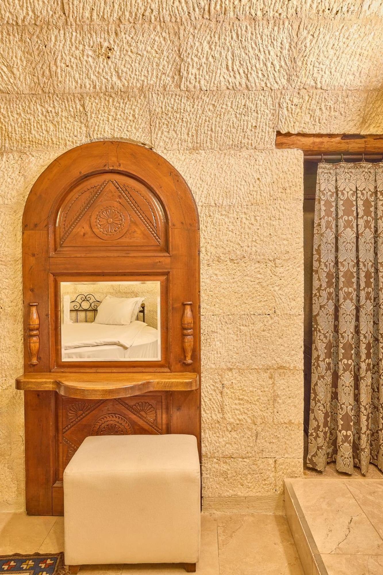 Grand Stone Suite,1742733031:JPEG