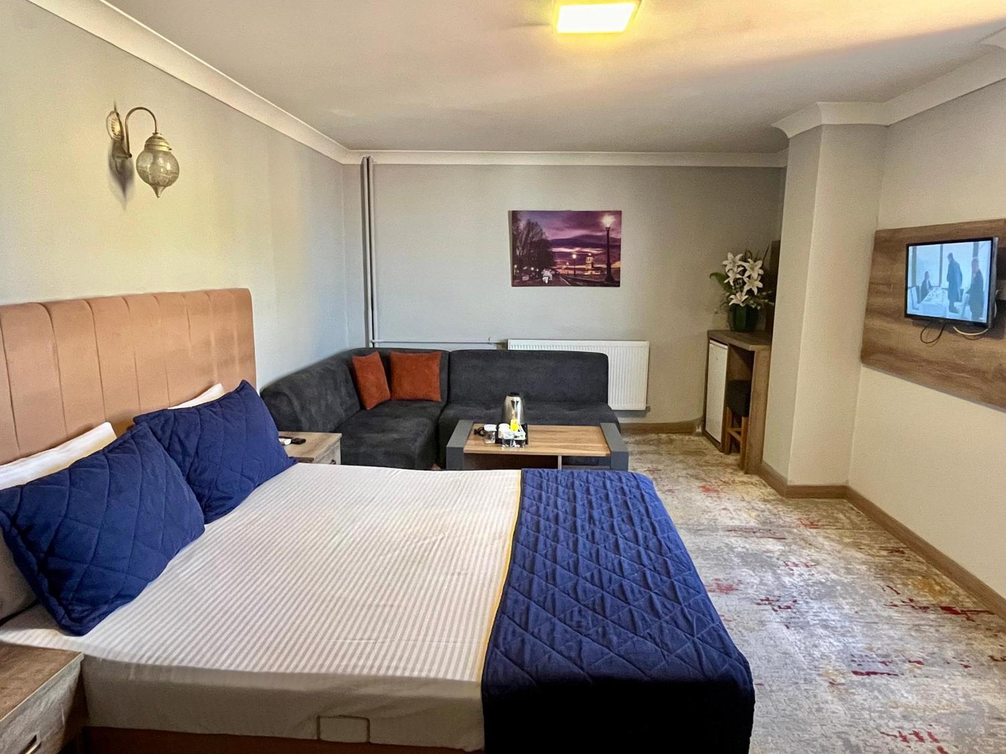 Deluxe Suite,1743181384:JPEG