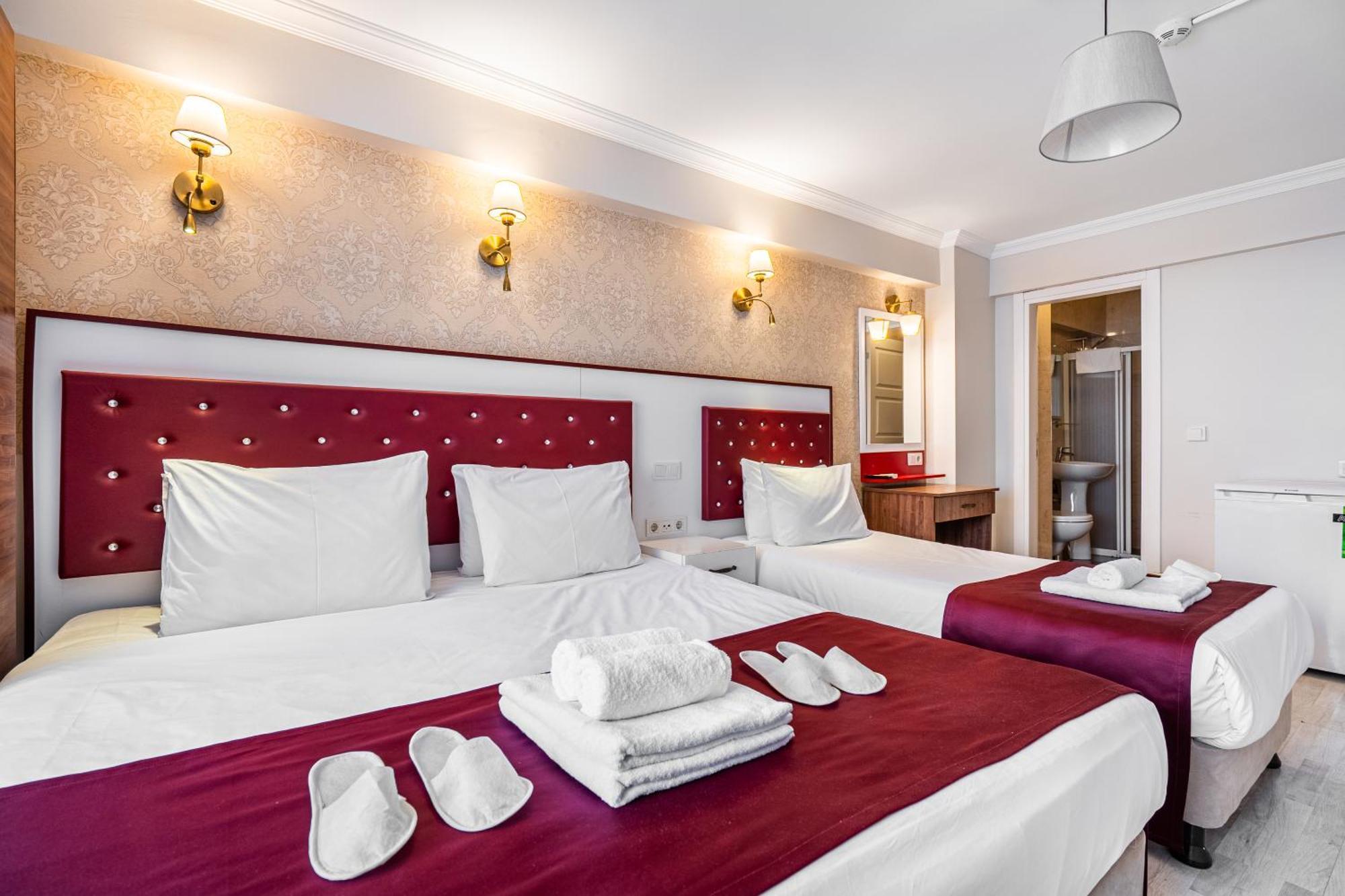 Triple Room