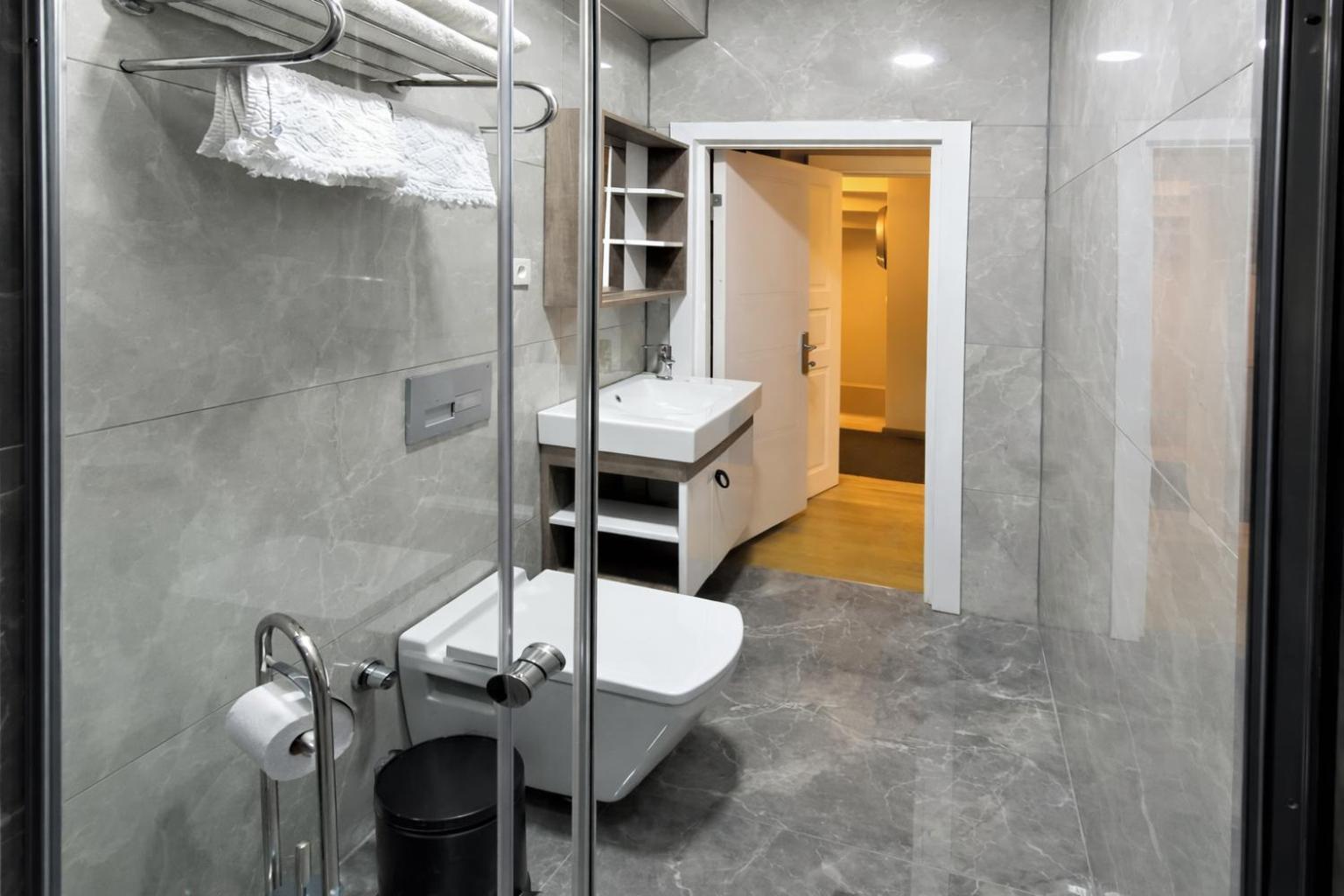 Single Room,1743283978:JPEG