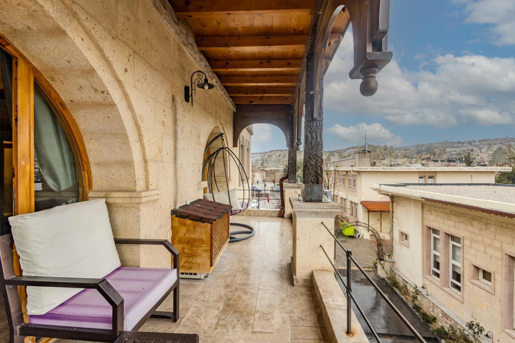 Suite Stone con balcón