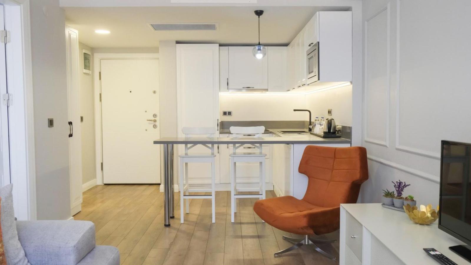 Junior Suite,1743769676:JPEG