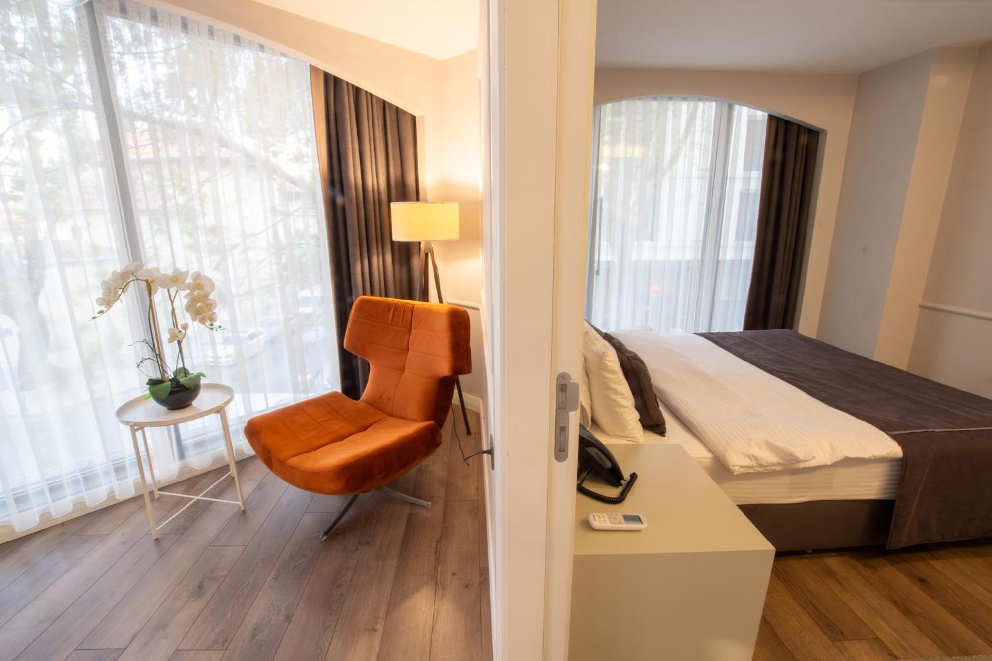 Superior Suite,1743769720:JPEG