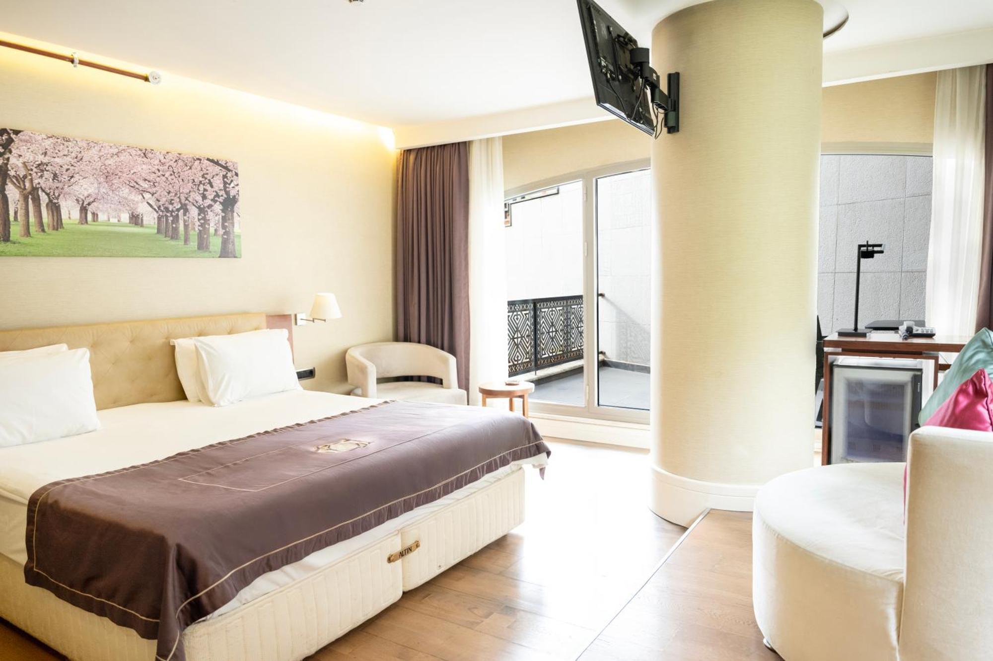Standard Double or Twin Room,1746883950:JPEG