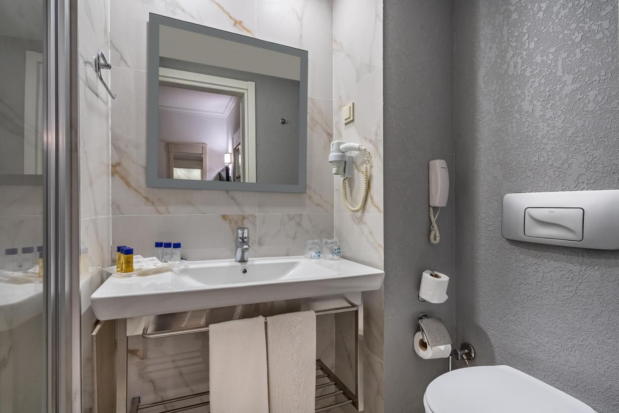 Standard Double Room,1746885389:JPEG