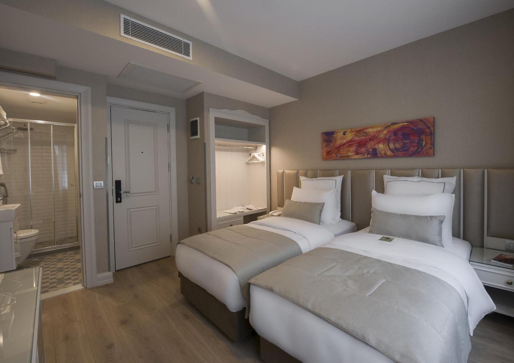 Deluxe Double Studio,1746978141:JPEG