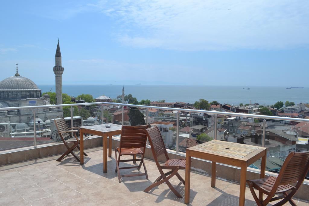 Quarto Triplo Standard com Vista do Mar
