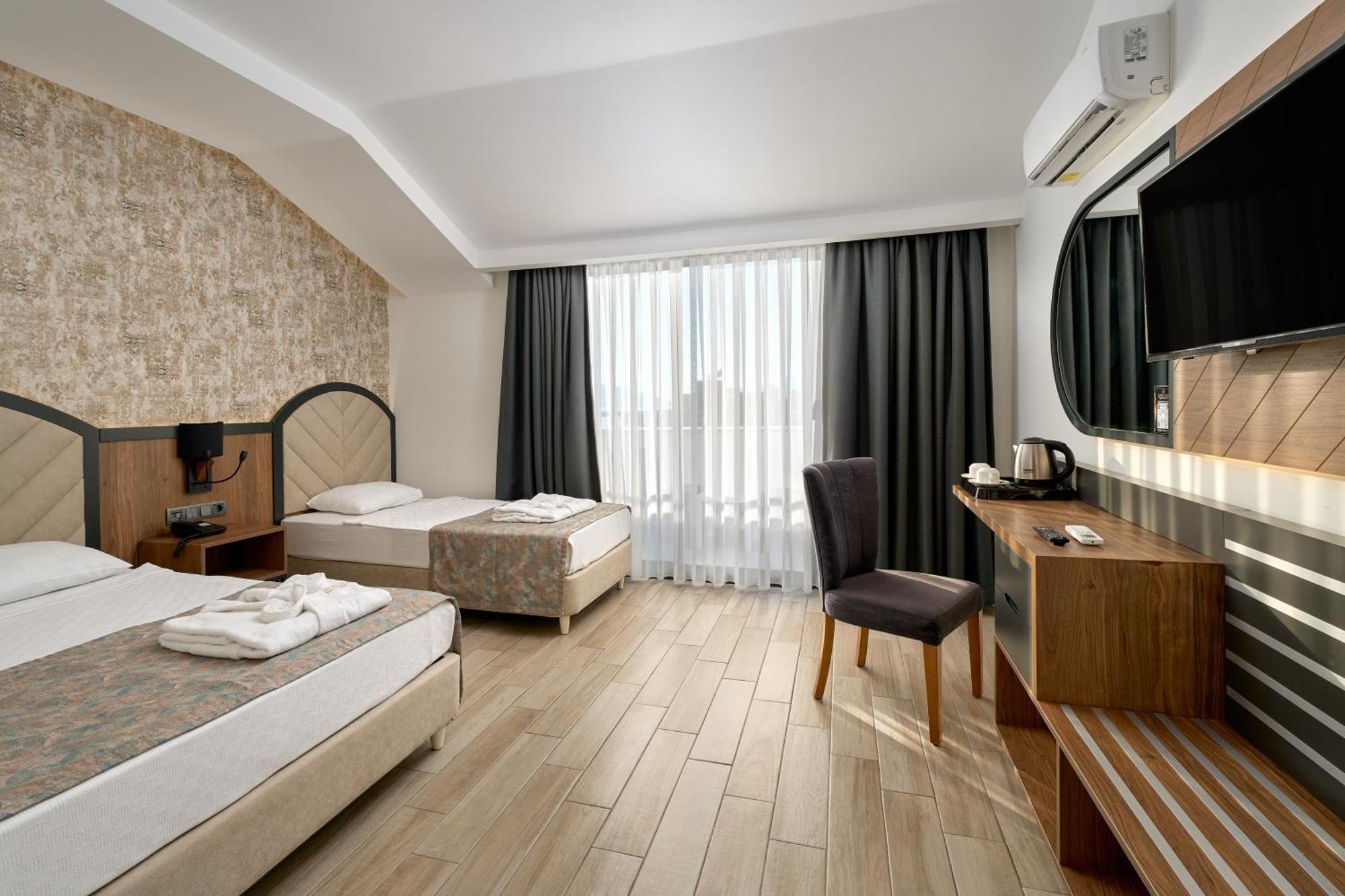 Double Room with Mountain View,1756517834:JPEG