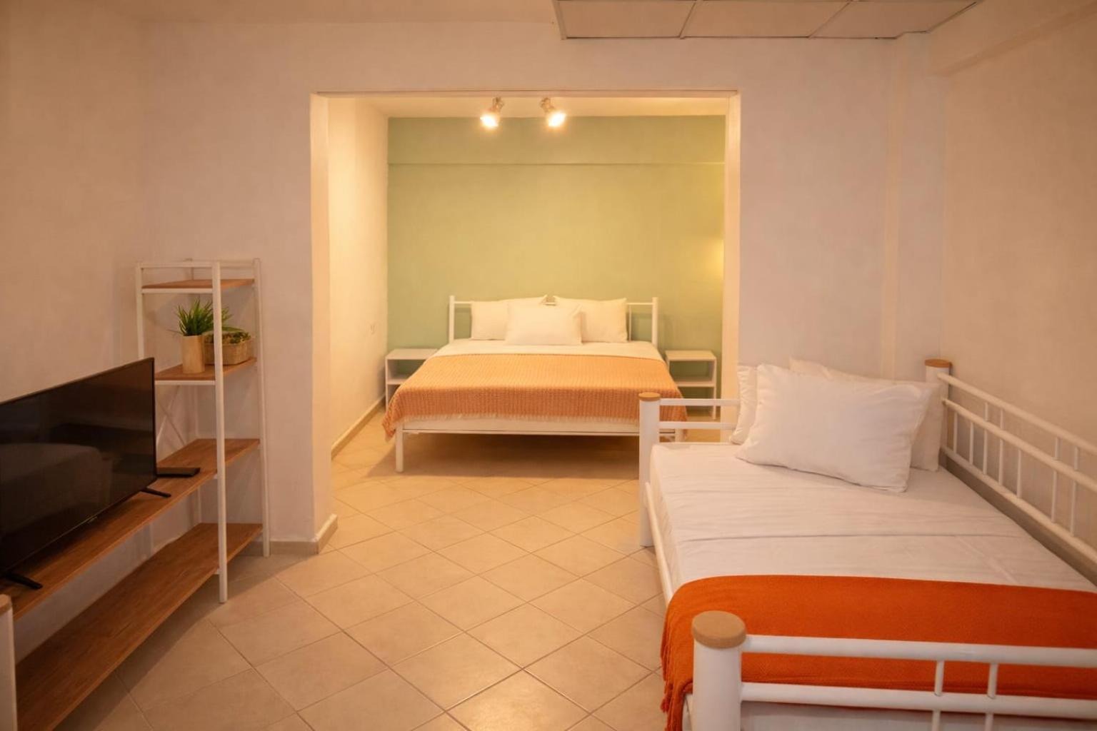 Quadruple Room,1757753586:JPEG