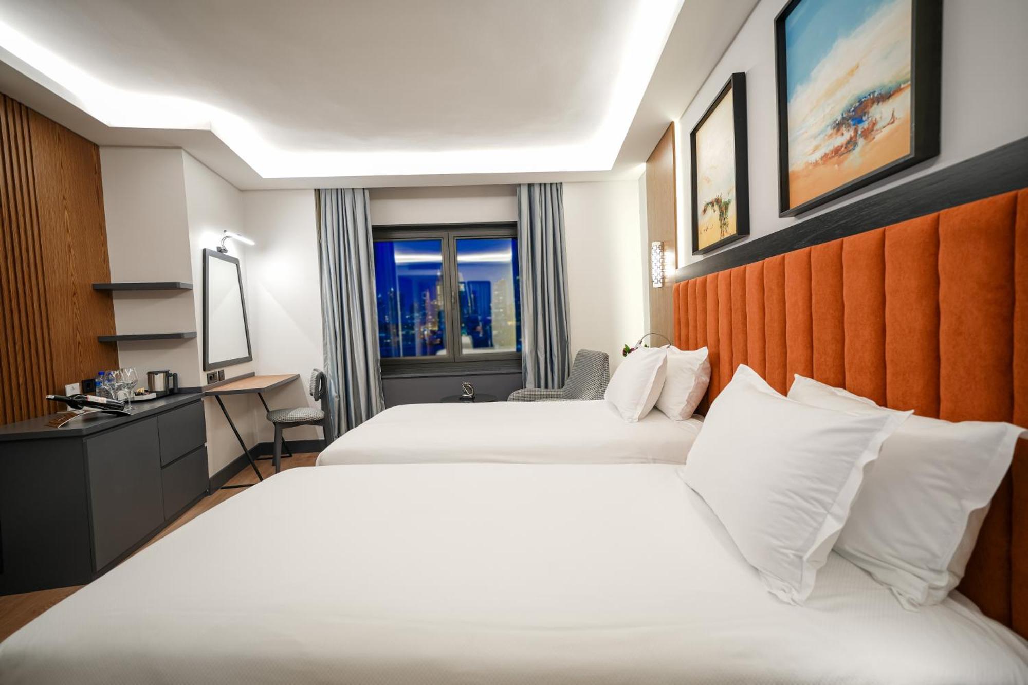 Deluxe Twin Room