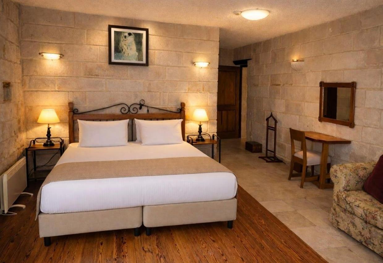 Habitación Doble Deluxe con vistas al castillo