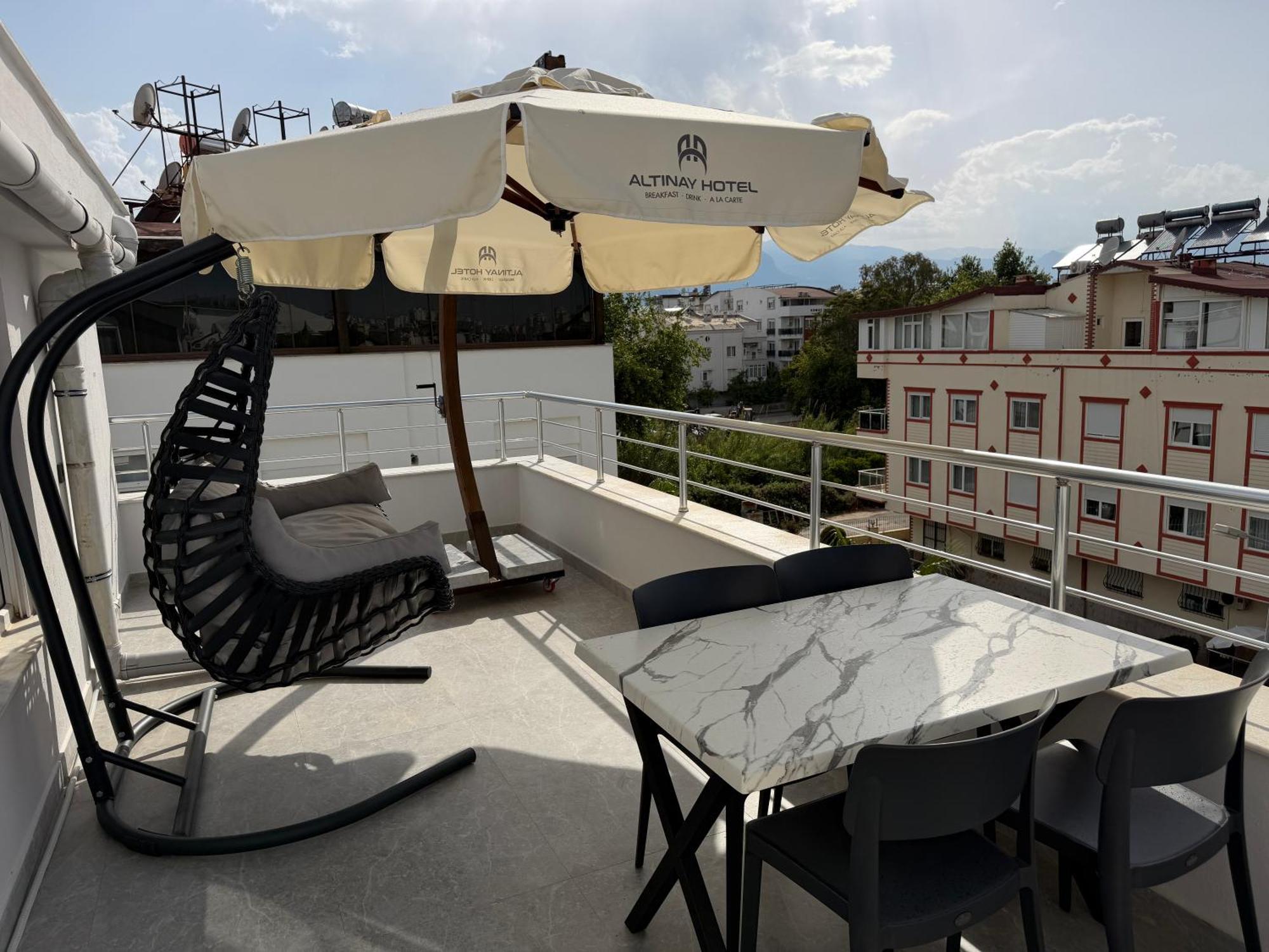 Suite Garden View,1770062393:JPEG
