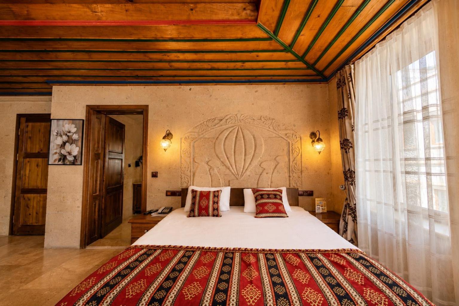 Chambre Lit Queen-Size avec Balcon