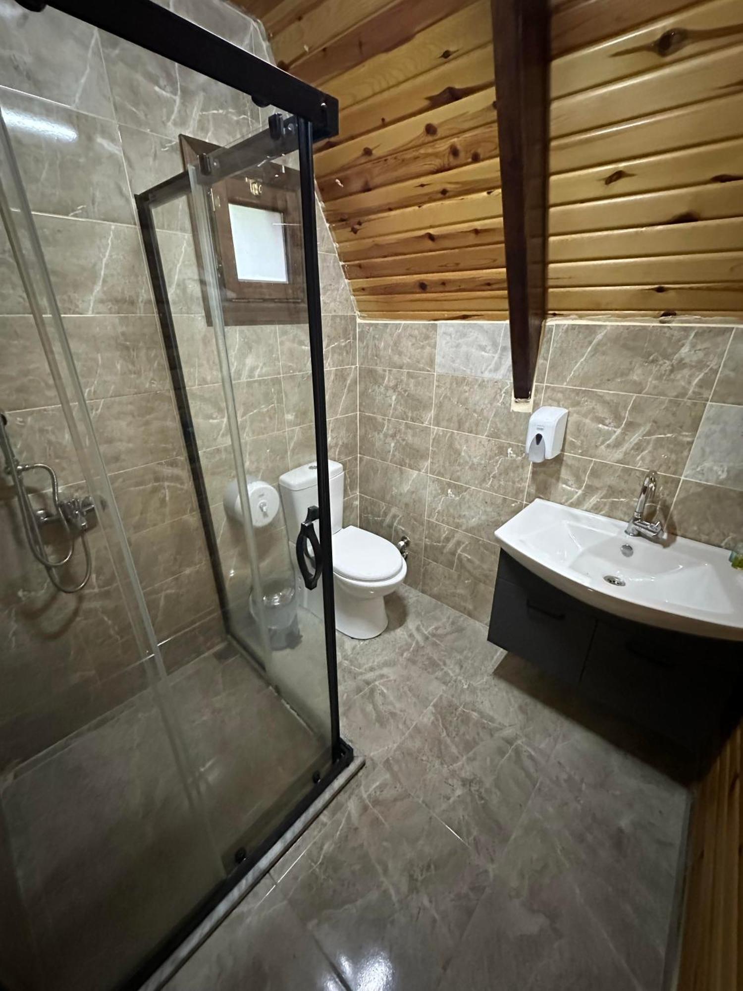 One-Bedroom Chalet,1773474722:JPEG