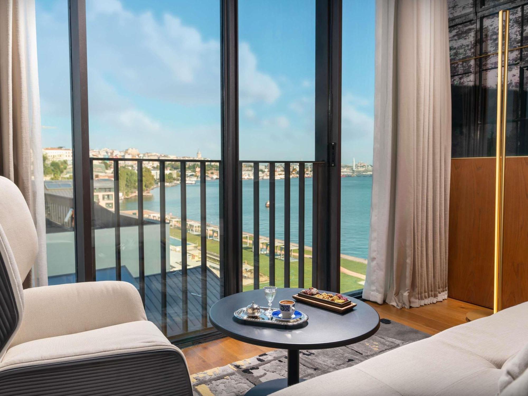 Premium Room Partial Sea View Nickelodeon Play Access