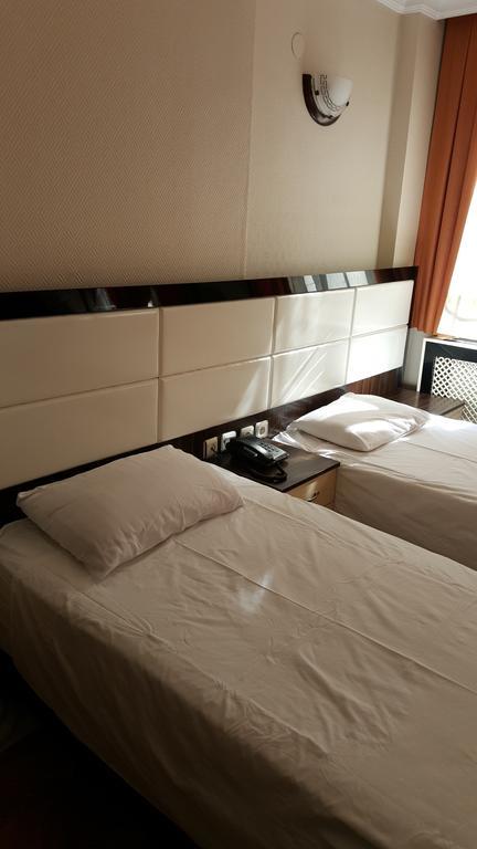Double or Twin Room Shower