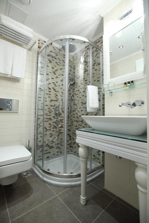 Quarto Duplo